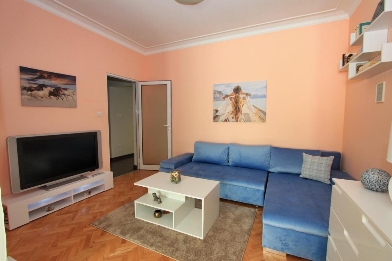 Colorful apartment Sofia Exterior foto