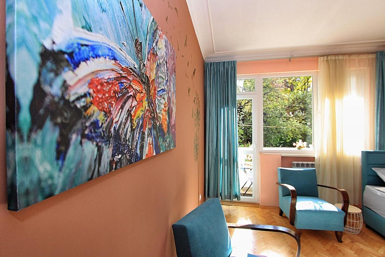 Colorful apartment Sofia Exterior foto